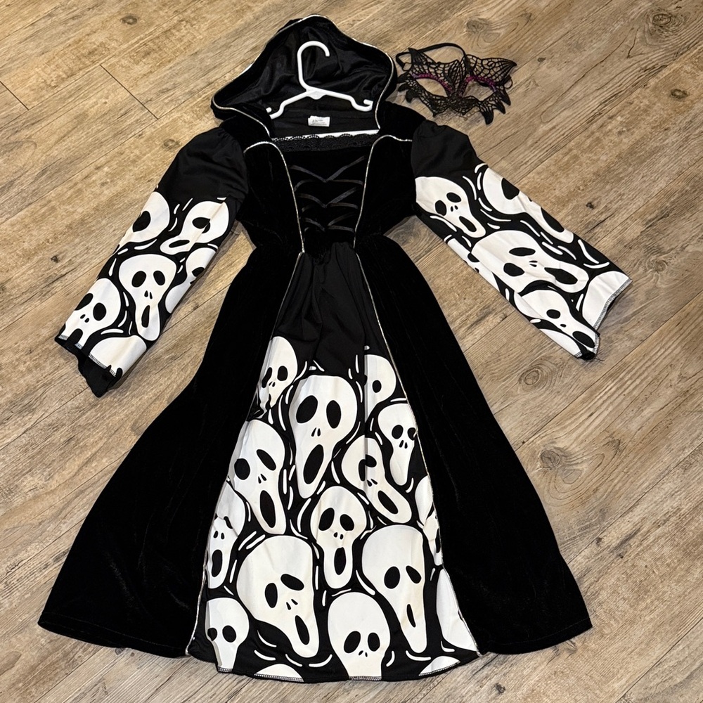 Spooky Black and White Kids Costume